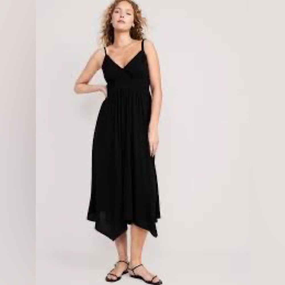 Waist-Defined Sleeveless Maxi Dress • Size S • New with Tags✨